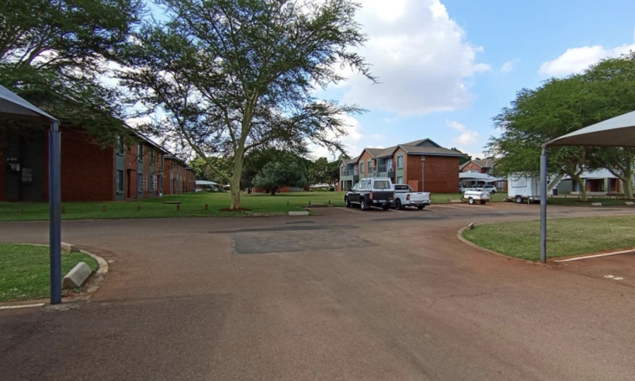 2 Bedroom Property for Sale in Theresa Park Gauteng