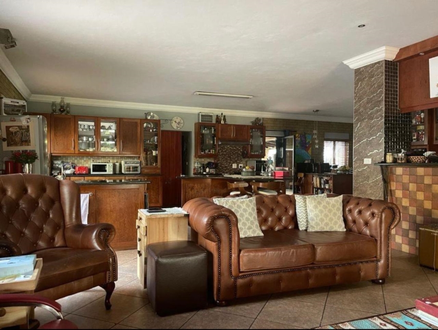 4 Bedroom Property for Sale in Raslouw Gauteng