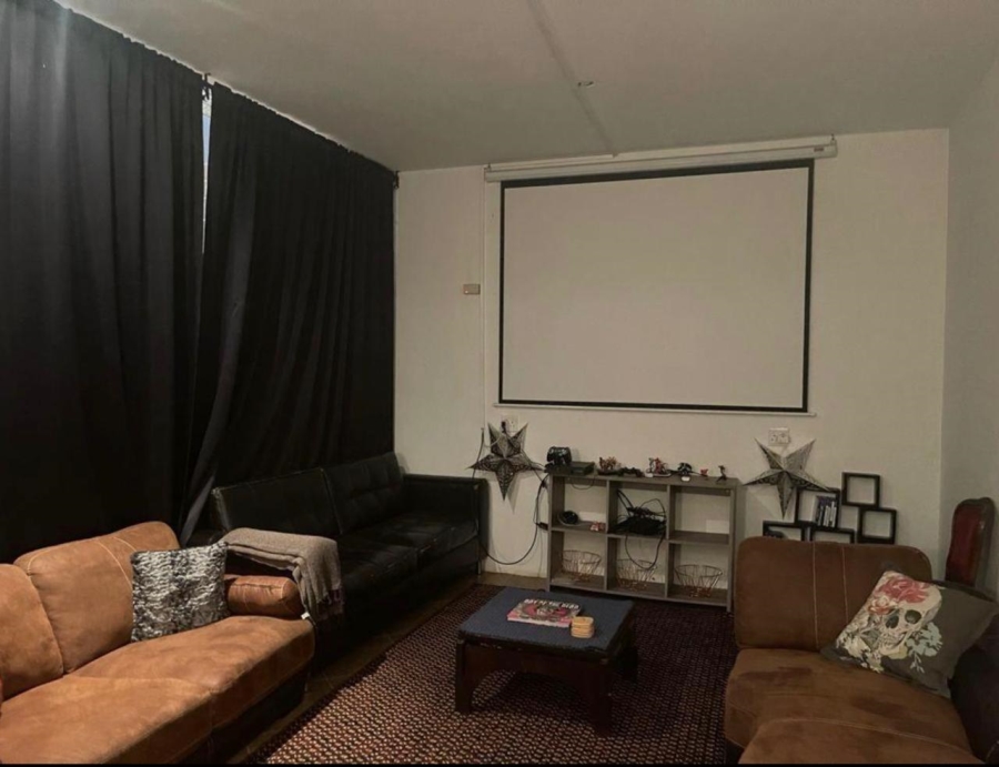 4 Bedroom Property for Sale in Raslouw Gauteng