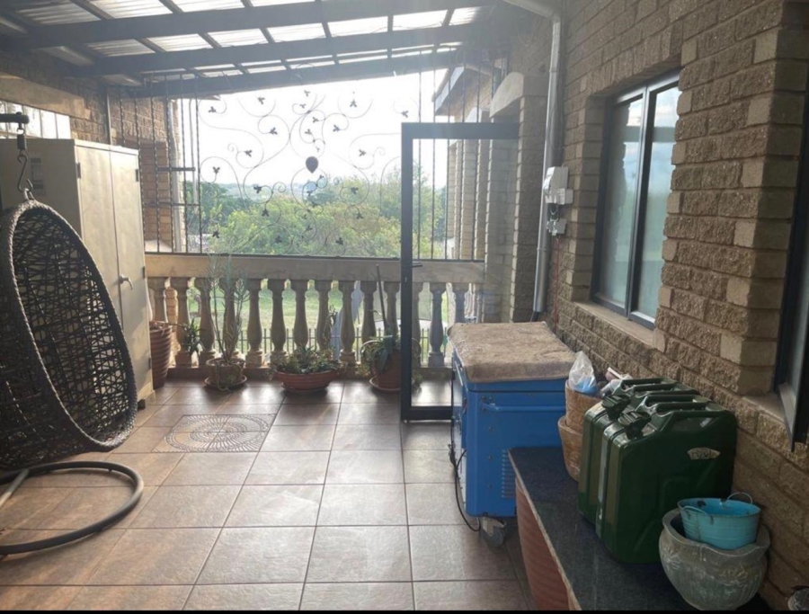 4 Bedroom Property for Sale in Raslouw Gauteng