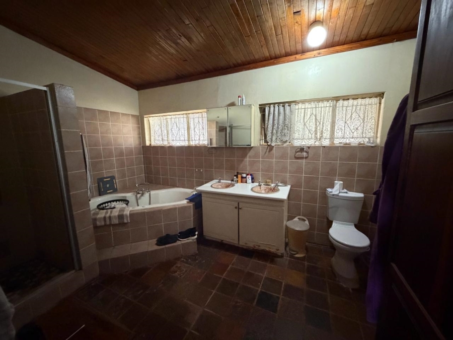 3 Bedroom Property for Sale in Valhalla Gauteng