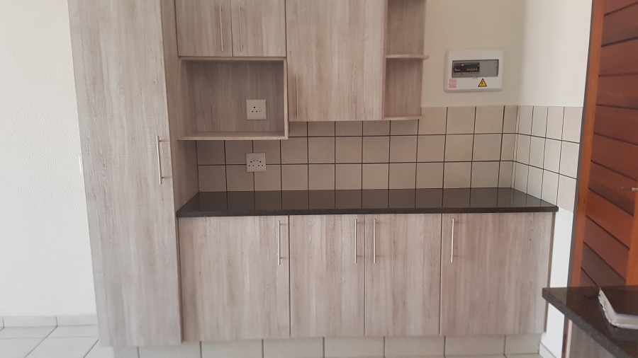To Let 2 Bedroom Property for Rent in Union Gauteng
