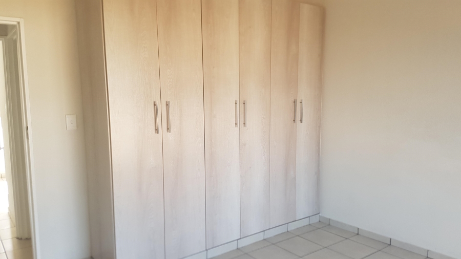 To Let 2 Bedroom Property for Rent in Union Gauteng