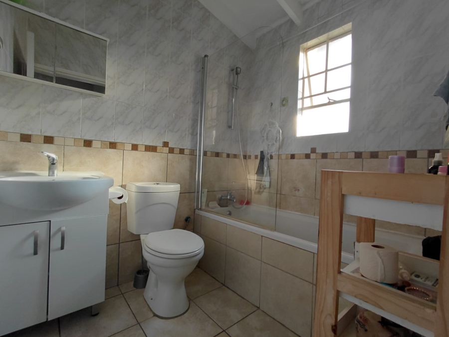 To Let 3 Bedroom Property for Rent in Meyersdal Gauteng