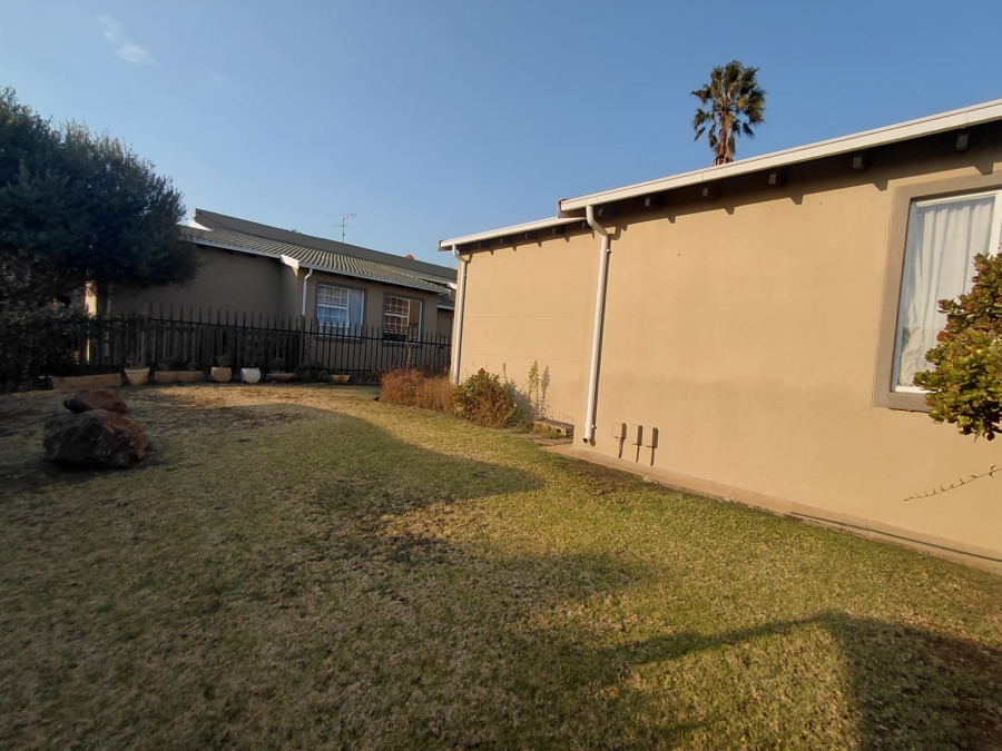 To Let 3 Bedroom Property for Rent in Meyersdal Gauteng