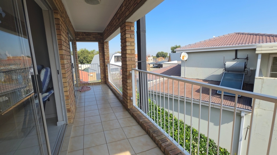 3 Bedroom Property for Sale in Vaal Marina Gauteng