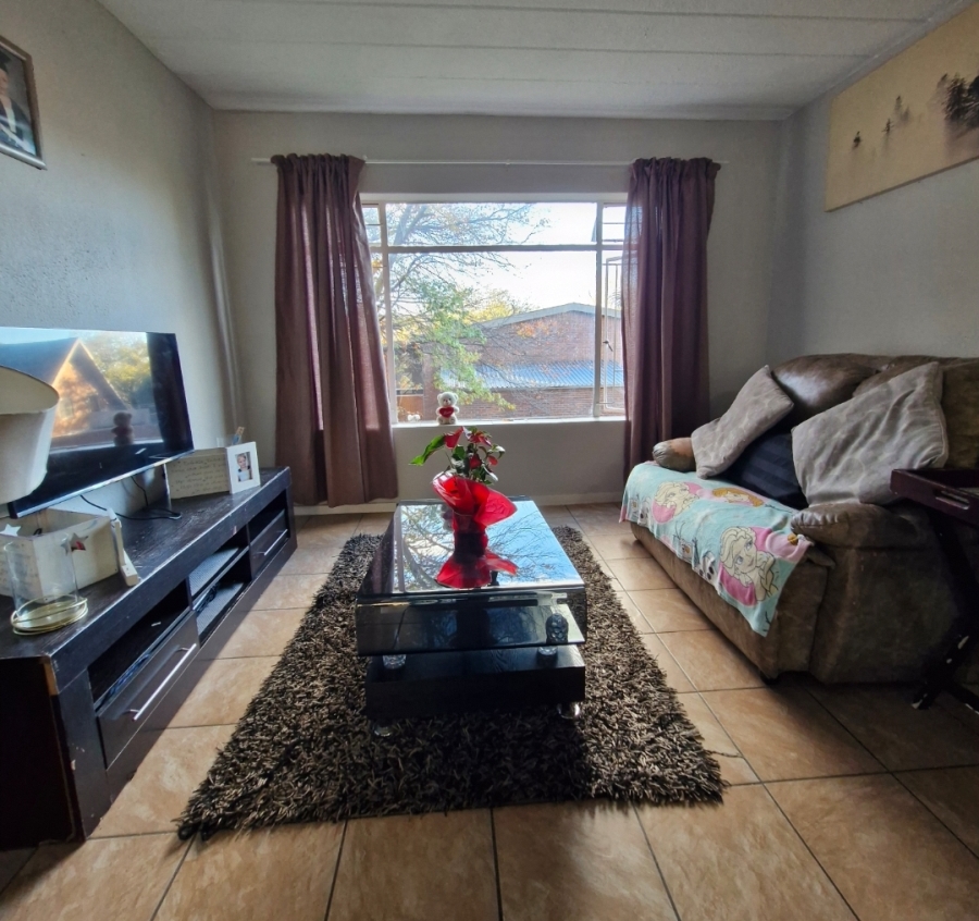 1 Bedroom Property for Sale in Bergbron Gauteng