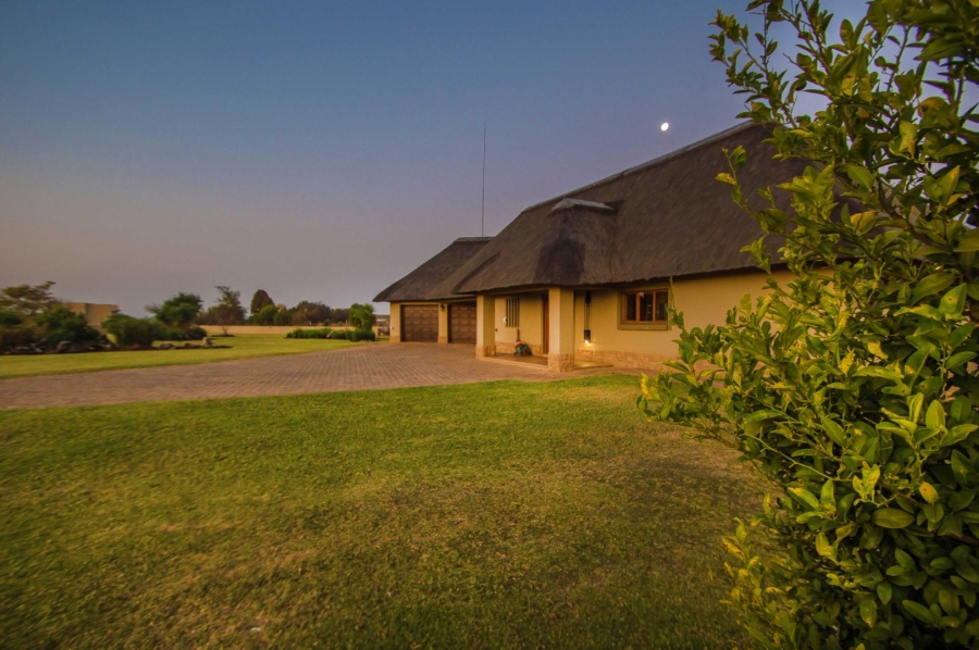 6 Bedroom Property for Sale in Sterkfontein Country Estates Gauteng