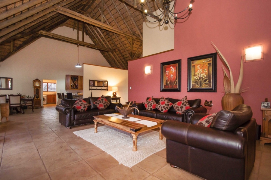 6 Bedroom Property for Sale in Sterkfontein Country Estates Gauteng