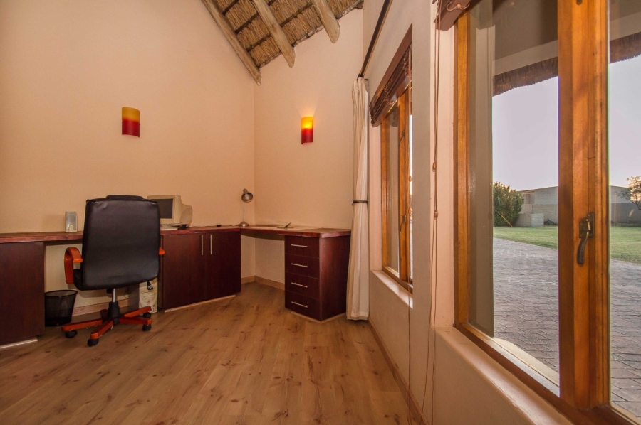 6 Bedroom Property for Sale in Sterkfontein Country Estates Gauteng