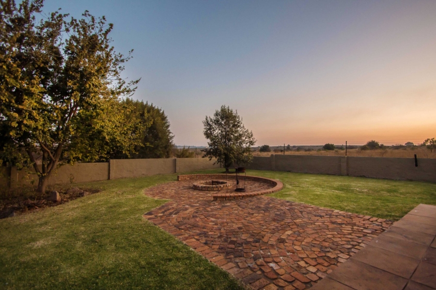 6 Bedroom Property for Sale in Sterkfontein Country Estates Gauteng