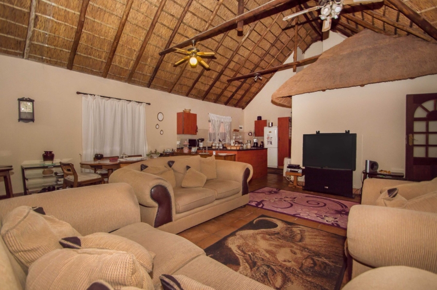 6 Bedroom Property for Sale in Sterkfontein Country Estates Gauteng