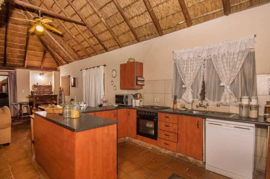 6 Bedroom Property for Sale in Sterkfontein Country Estates Gauteng