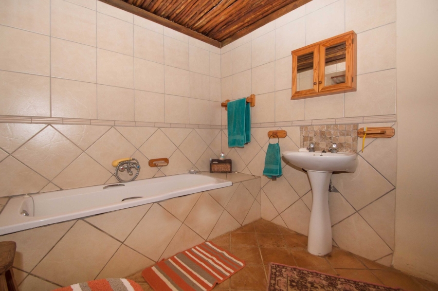 6 Bedroom Property for Sale in Sterkfontein Country Estates Gauteng
