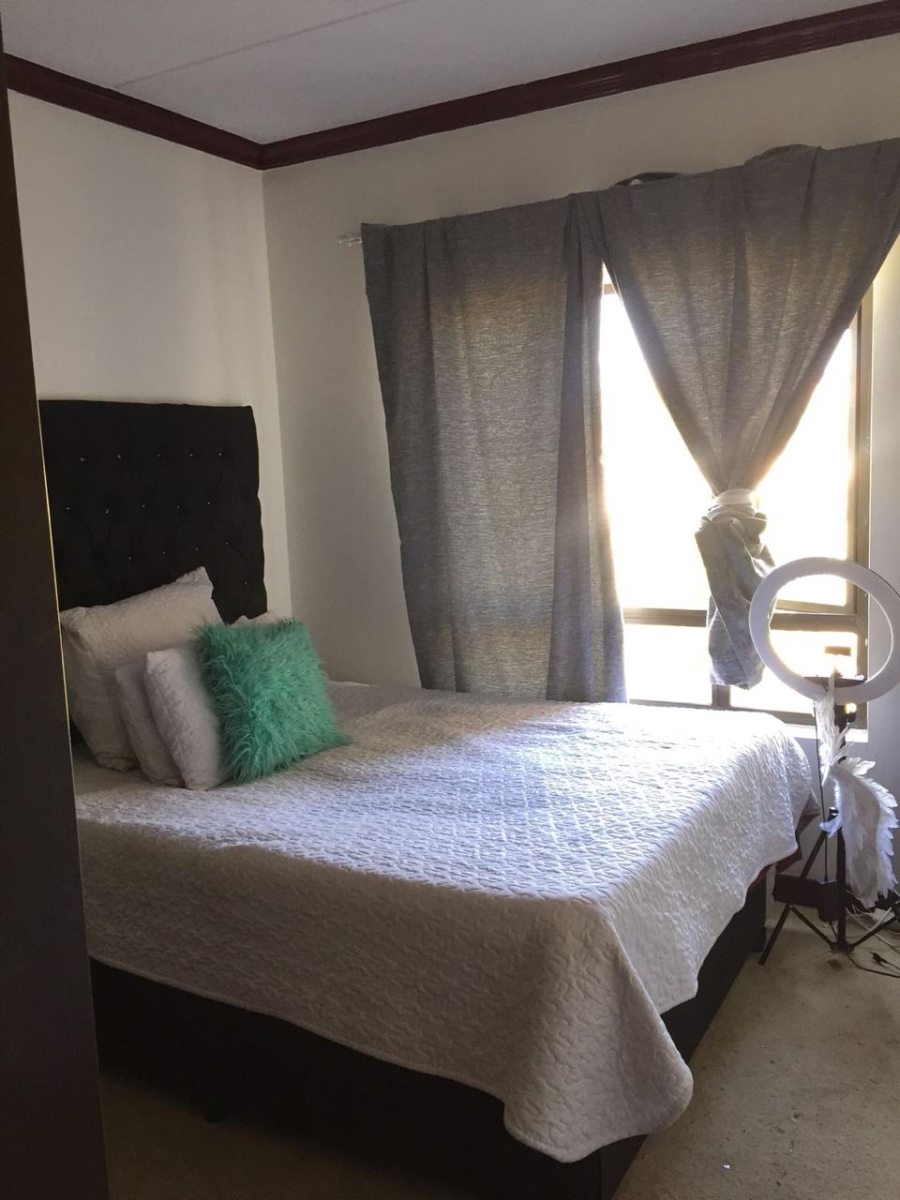 To Let 2 Bedroom Property for Rent in Carlswald North Estate Gauteng