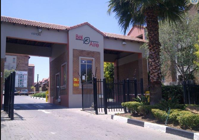 2 Bedroom Property for Sale in Vorna Valley Gauteng