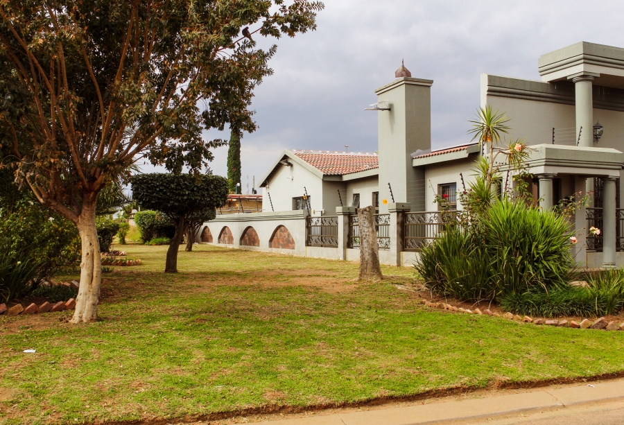 3 Bedroom Property for Sale in Geluksdal Gauteng