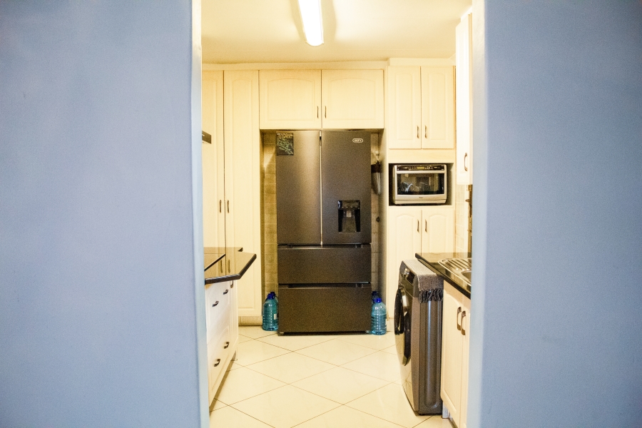 3 Bedroom Property for Sale in Geluksdal Gauteng