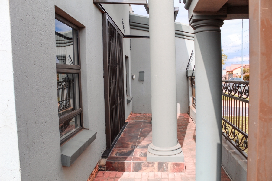 3 Bedroom Property for Sale in Geluksdal Gauteng