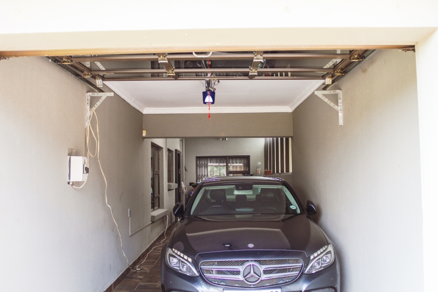 3 Bedroom Property for Sale in Geluksdal Gauteng