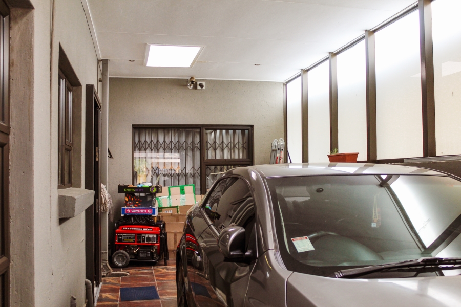 3 Bedroom Property for Sale in Geluksdal Gauteng