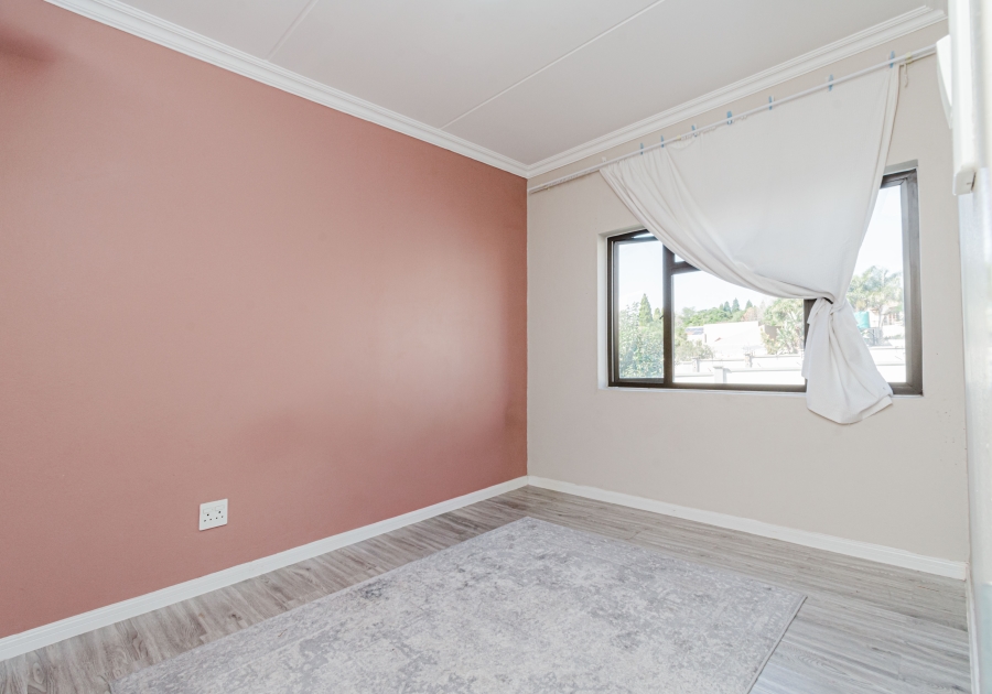 2 Bedroom Property for Sale in Broadacres Gauteng