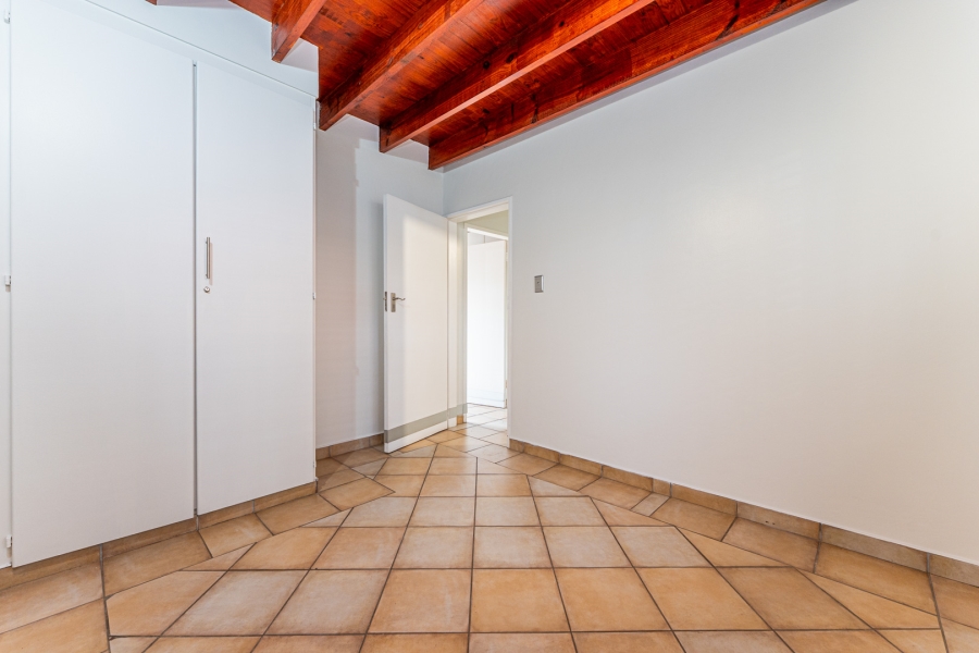 2 Bedroom Property for Sale in Faerie Glen Gauteng