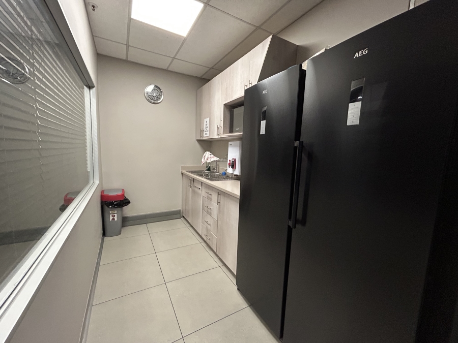 To Let Commercial Property for Rent in Pomona Gauteng
