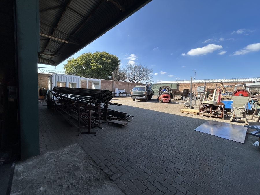 To Let Commercial Property for Rent in Spartan Gauteng