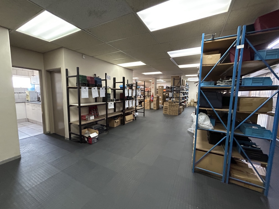 To Let Commercial Property for Rent in Spartan Gauteng