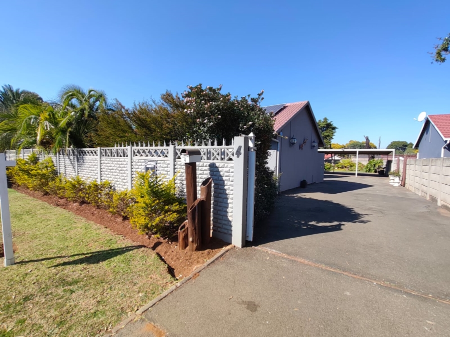 3 Bedroom Property for Sale in Mayberry Park Gauteng