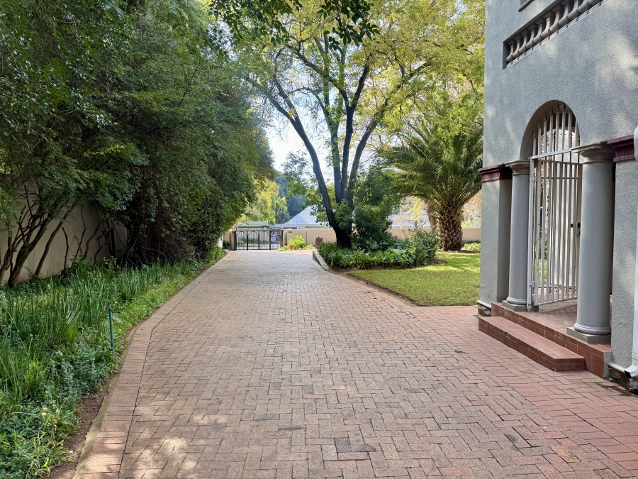 To Let Commercial Property for Rent in Melrose Gauteng