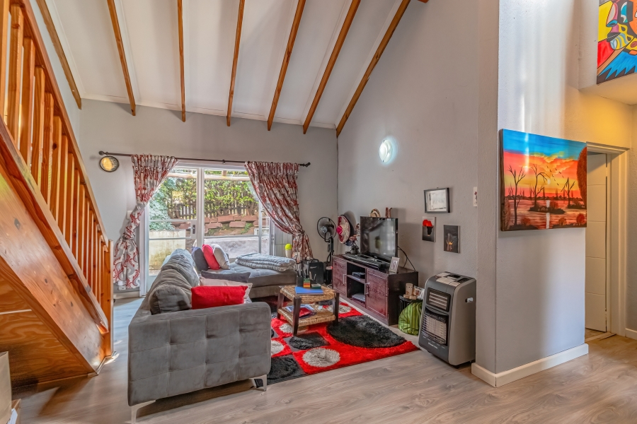 2 Bedroom Property for Sale in Douglasdale Gauteng