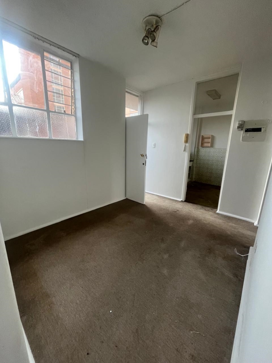 1 Bedroom Property for Sale in Gresswold Gauteng