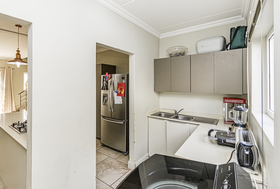 3 Bedroom Property for Sale in Kyalami Hills Gauteng