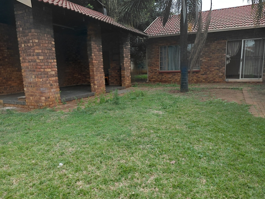 4 Bedroom Property for Sale in The Orchards Gauteng