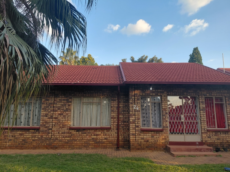 4 Bedroom Property for Sale in The Orchards Gauteng