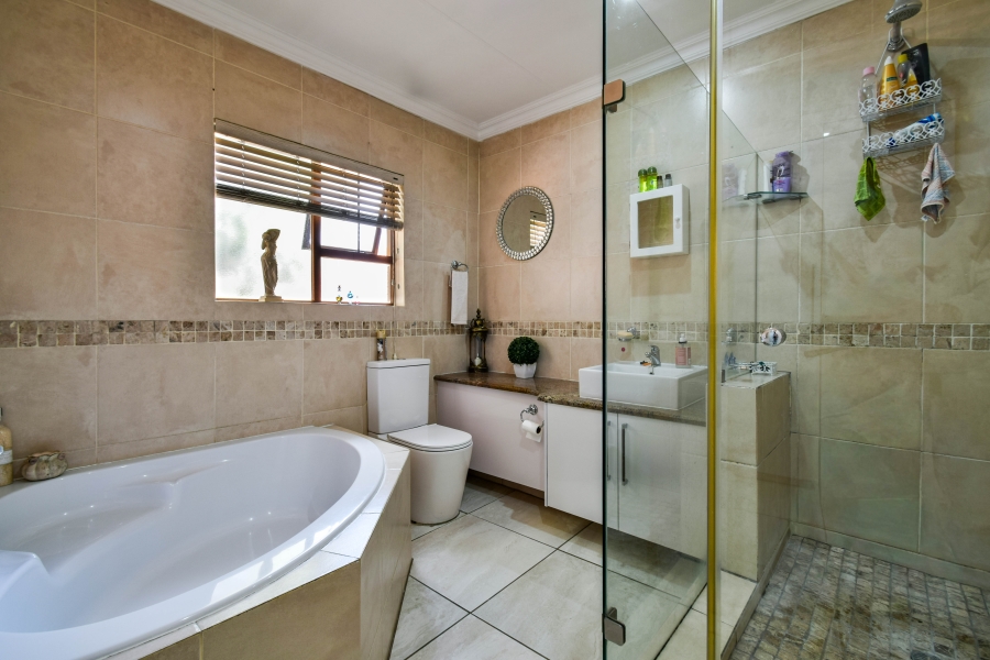 3 Bedroom Property for Sale in Willow Acres Ext 7 Gauteng