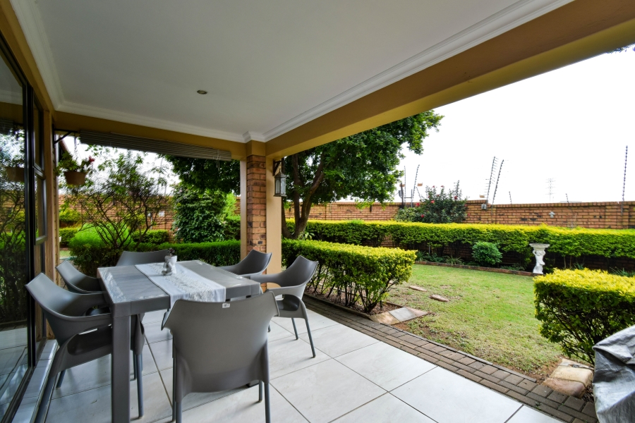 3 Bedroom Property for Sale in Willow Acres Ext 7 Gauteng
