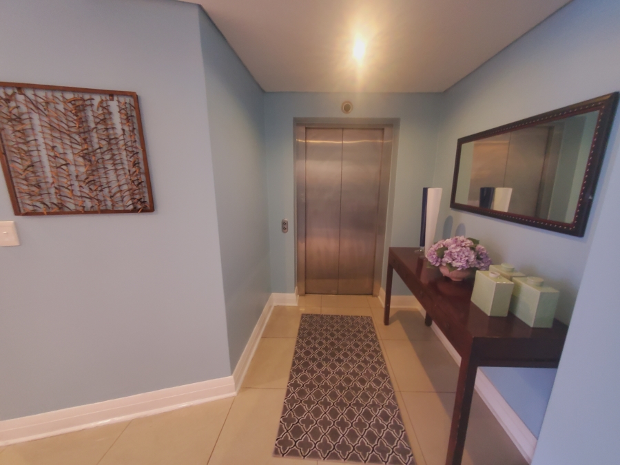 To Let 2 Bedroom Property for Rent in Sandown Gauteng