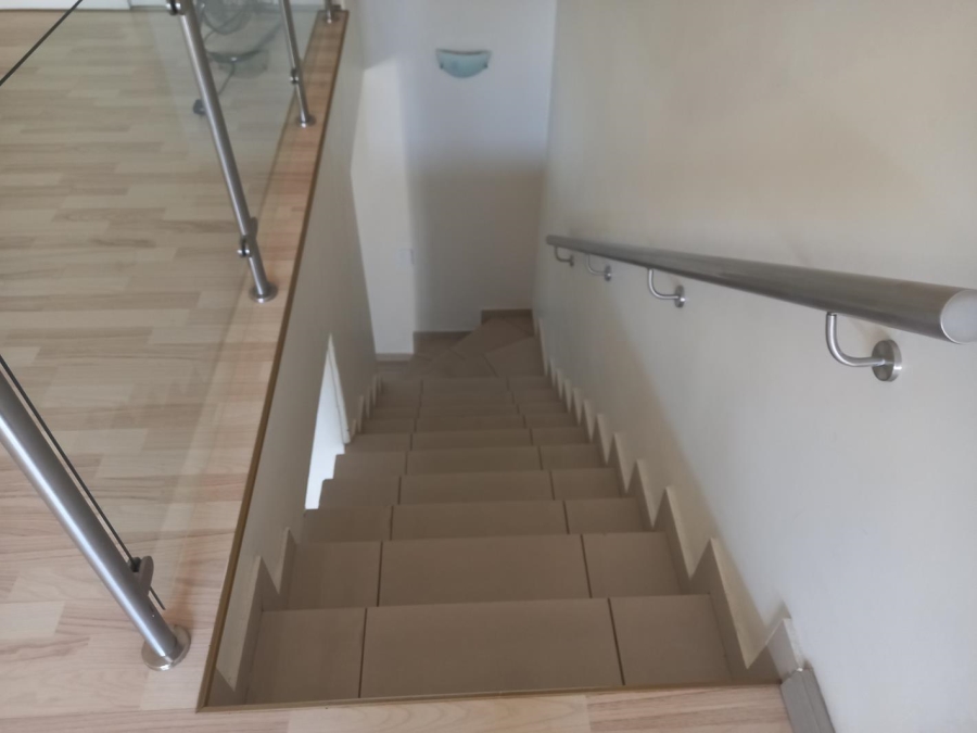 To Let 1 Bedroom Property for Rent in Bryanston Gauteng