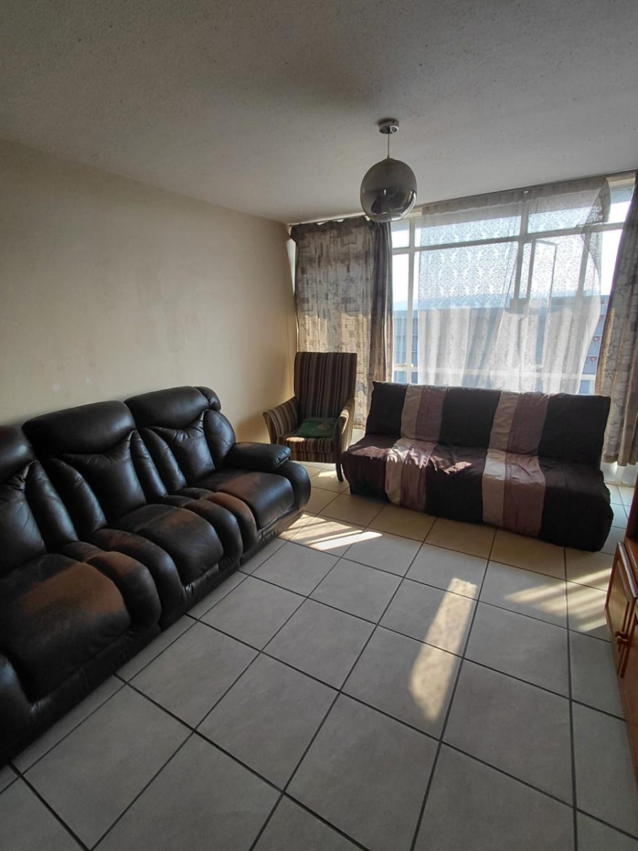 2 Bedroom Property for Sale in Queenswood Gauteng