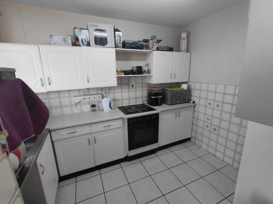 2 Bedroom Property for Sale in Queenswood Gauteng