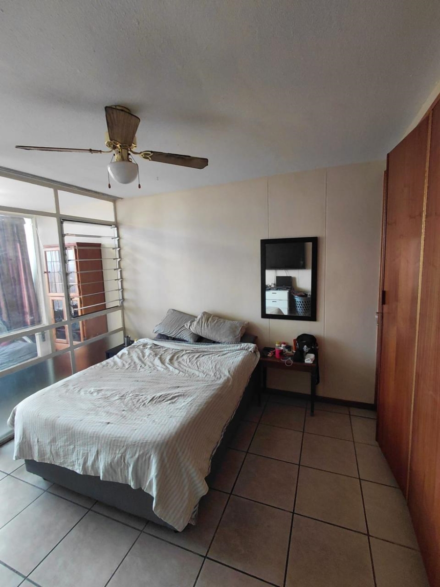 2 Bedroom Property for Sale in Queenswood Gauteng