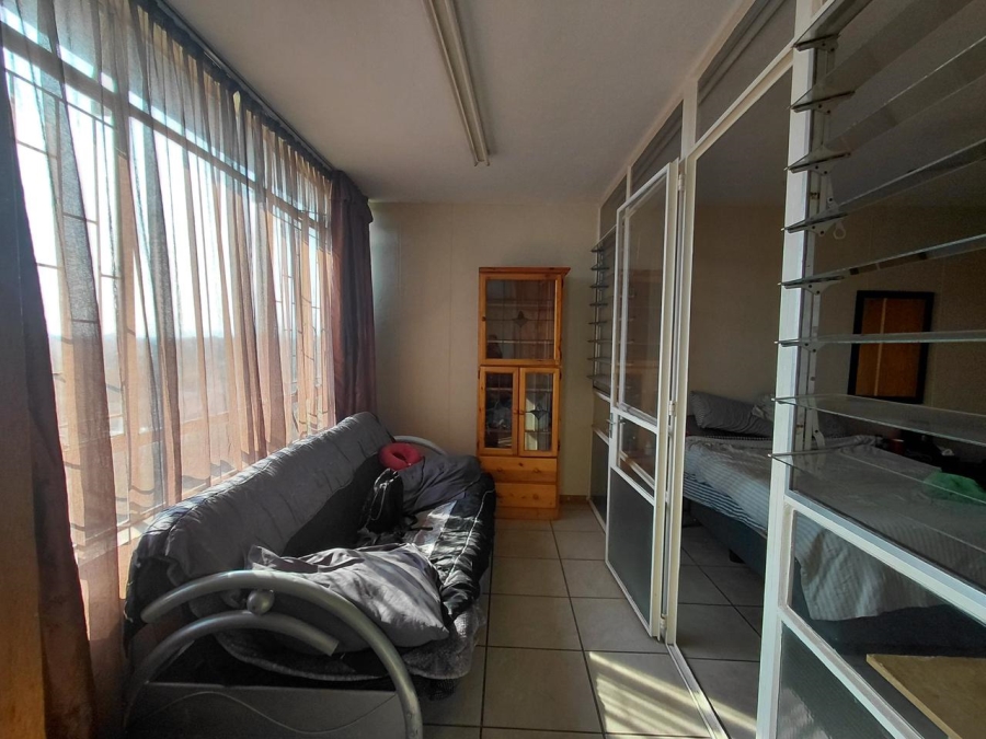 2 Bedroom Property for Sale in Queenswood Gauteng