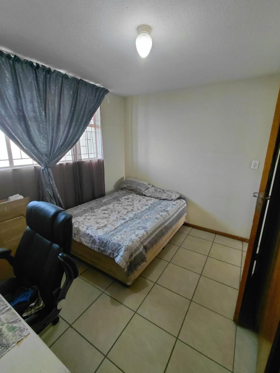 2 Bedroom Property for Sale in Queenswood Gauteng