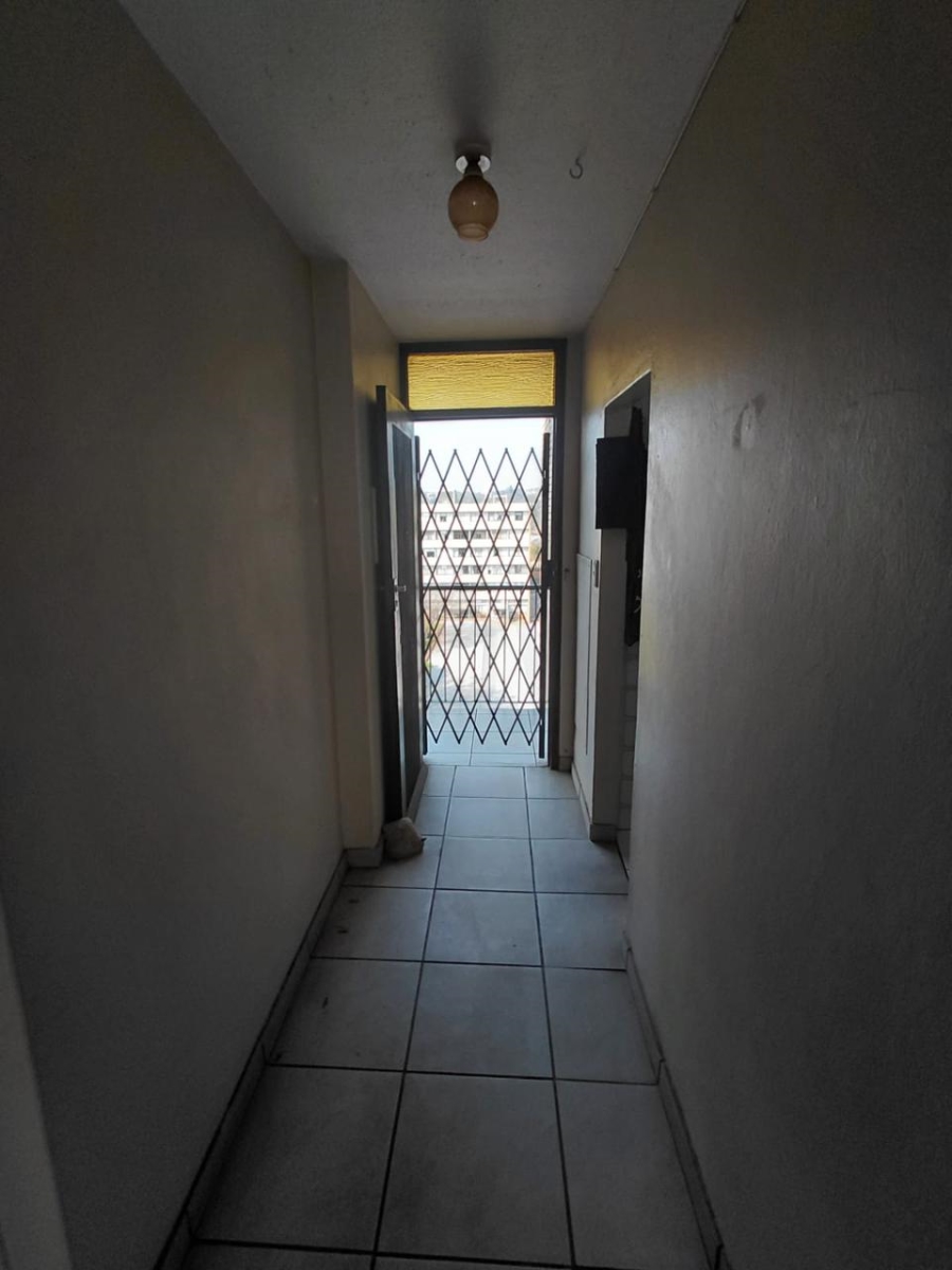 2 Bedroom Property for Sale in Queenswood Gauteng