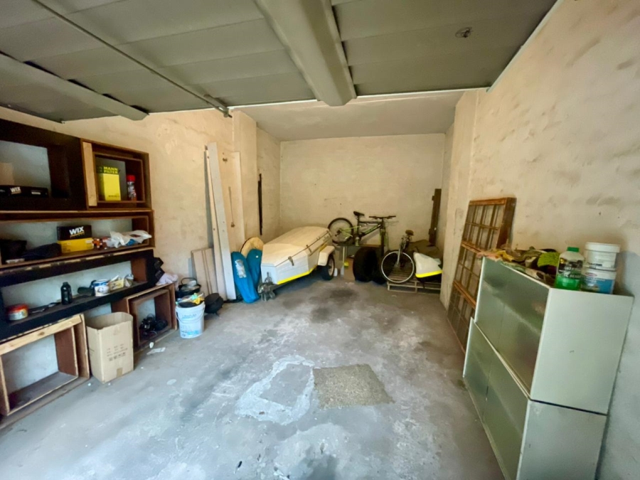 2 Bedroom Property for Sale in Queenswood Gauteng
