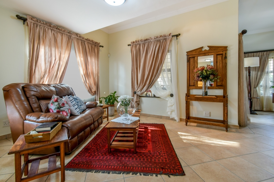 4 Bedroom Property for Sale in Faerie Glen Gauteng