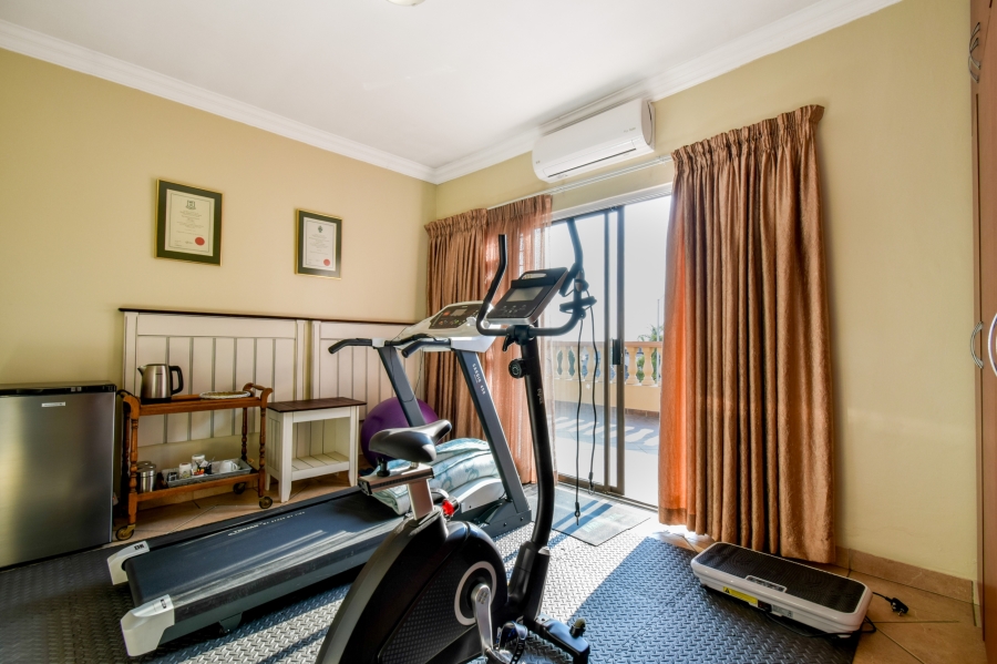 4 Bedroom Property for Sale in Faerie Glen Gauteng